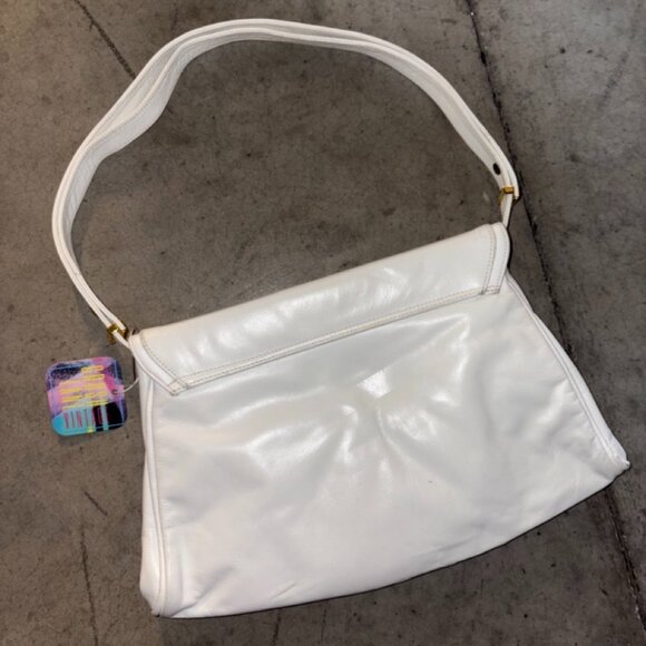 Vintage White Genuine Leather Purse - Picture 4 of 5